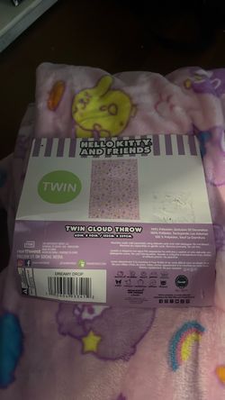 Hello kitty and friends twin size blanket