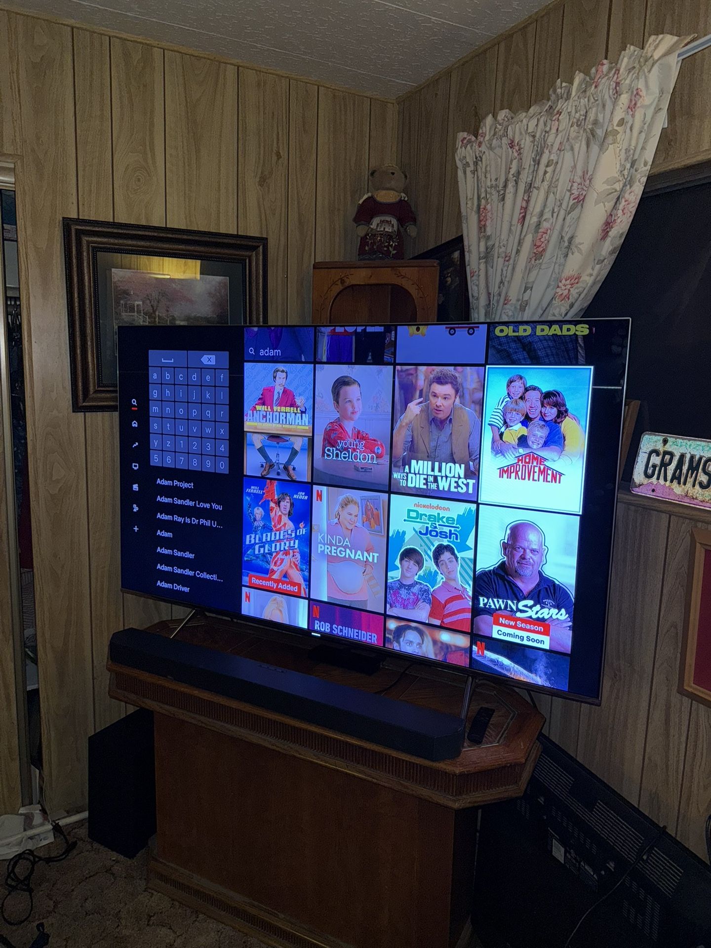 Samsung 65” quantum 4k tv with Samsung q soundbar