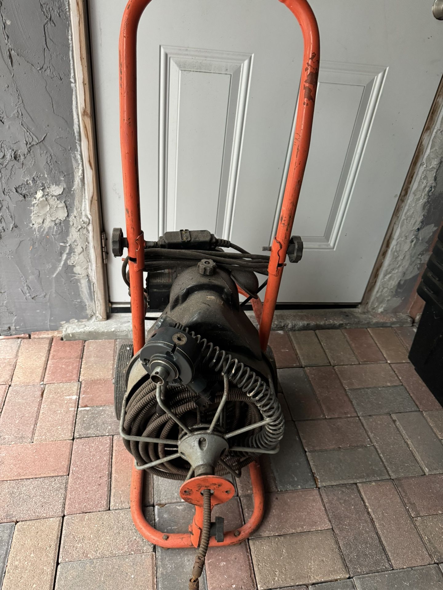 Drain Cleaning 120-Volt Drum Machine 
