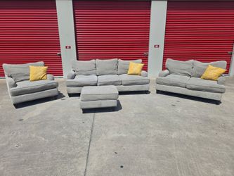 Couch set with ottoman