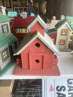Custom Birdhouse