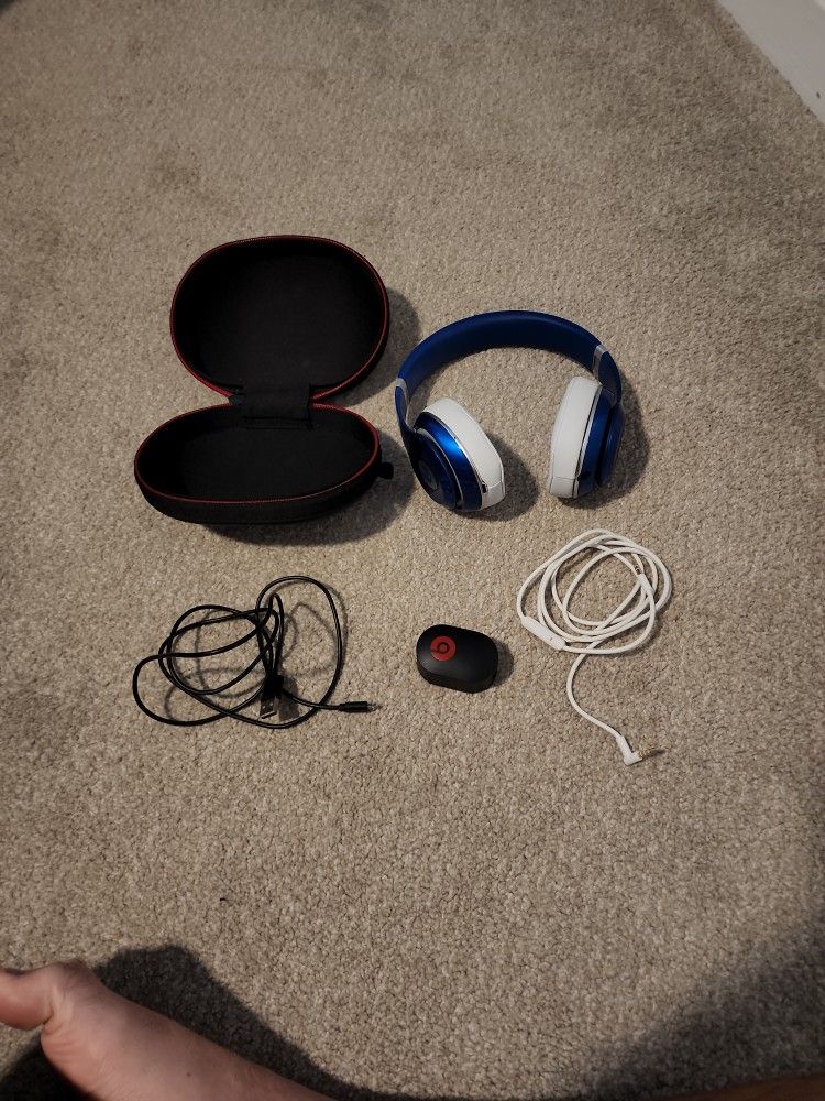 Beats Studio 2 Wired Headphones With Adapter