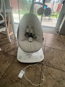 4Moms Mamaroo Bassinet