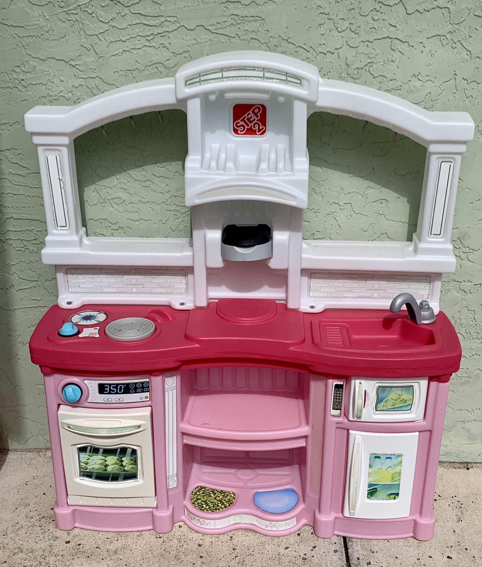 Step 2 Play Kitchen