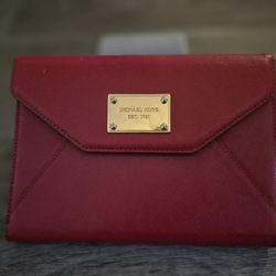 ⚘️🌹🌺 BEAUTIFUL NEW, NEVER USED SAFFIANIO RED LEATHER MICHAEL KORS TABLET/ CARD HOLDER! VIBRANT RED & SILVER! $$45!!🌺