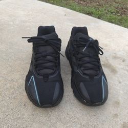 Adidas Black Sneakers – Men’s 9.5