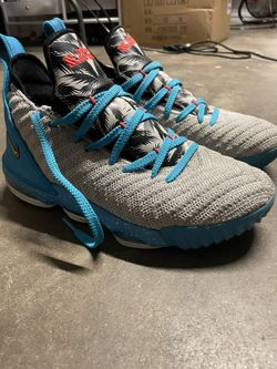 Nike LeBron 16 Mid South Beach 6.5 Y