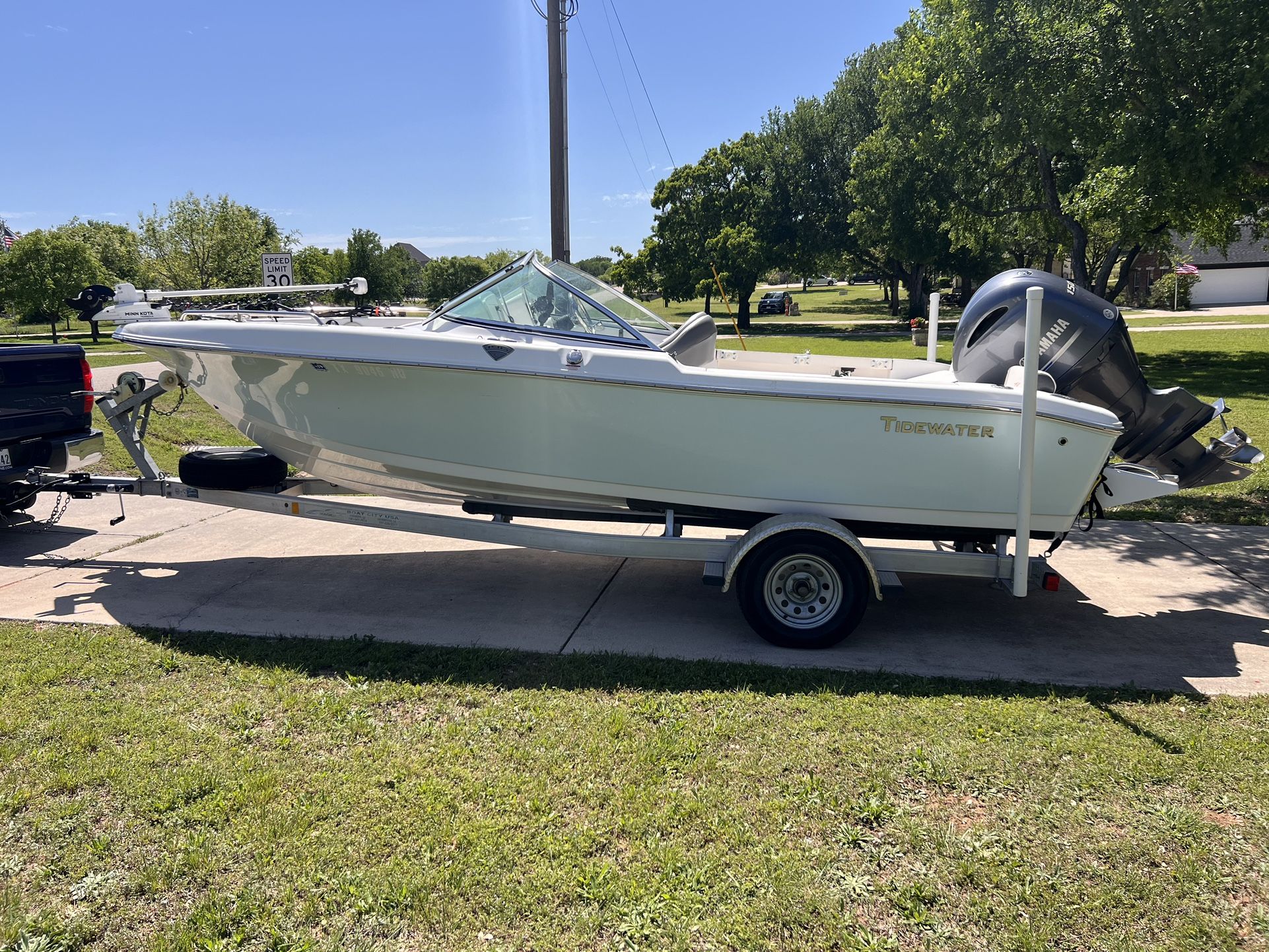 Tidewater Dual Console 20” Boat