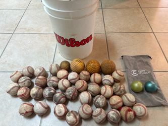 Baseball bucket with balls