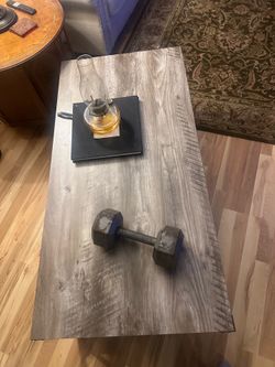 Coffee table absolutely like brand new