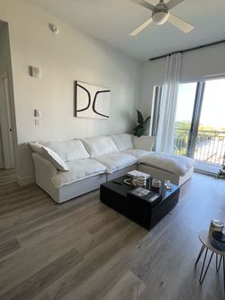 White cloud sectional (NEW)