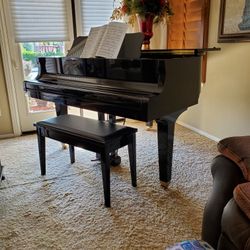 Yamaha Baby Grand Piano
