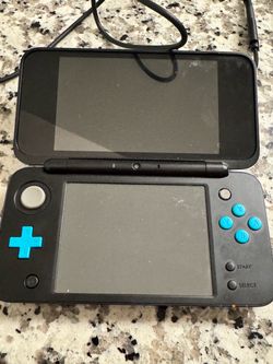 Nintendo 2DS XL Black and Turquoise
