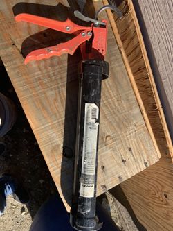 Caulk Heavy duty gun 29 oz