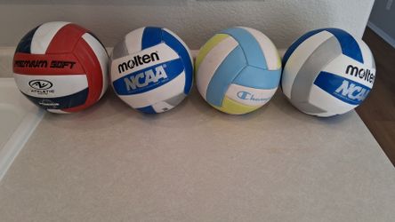 Volley Balls