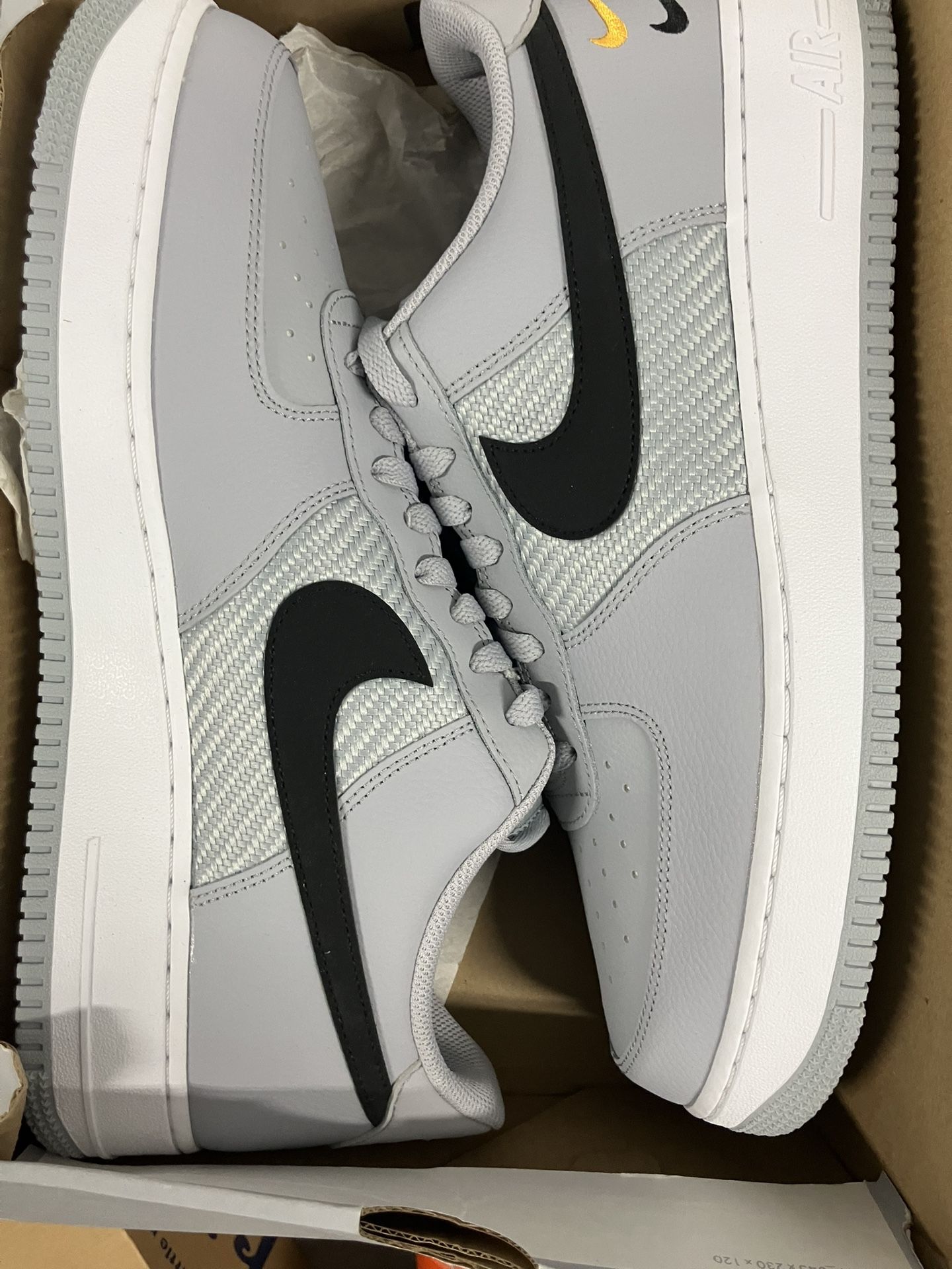 Men’s Nike Air Force Ones 