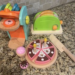 Wooden Play  Espresso Machine, Toaster, Cake And Ice Cream Cone