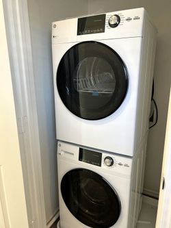 GE Washer And Dryer Set
