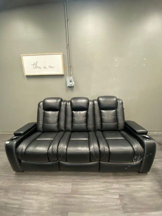 In Stock
Party Midnight Time Power Reclining Sofa