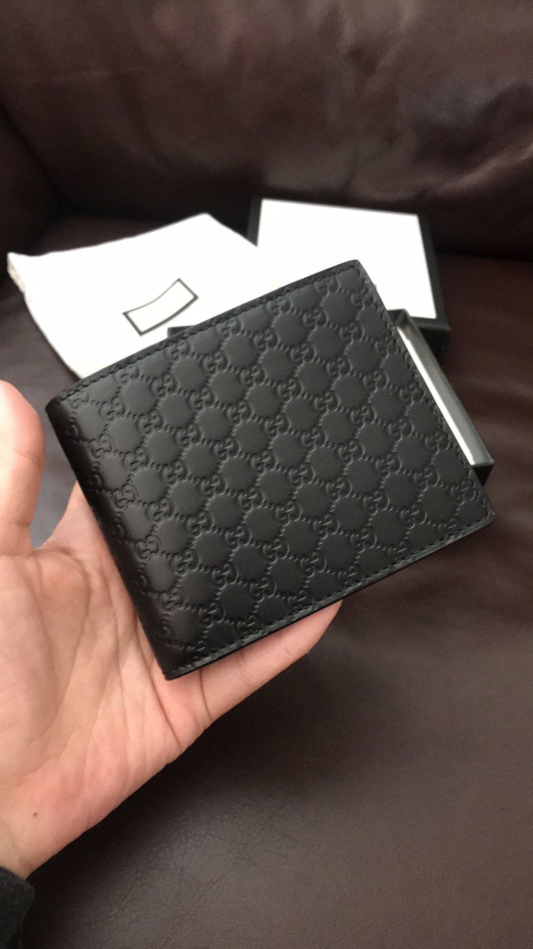 NWT Auth Gucci Bifold Wallet MicroGuccissima Black, Auth With dust bag and box.