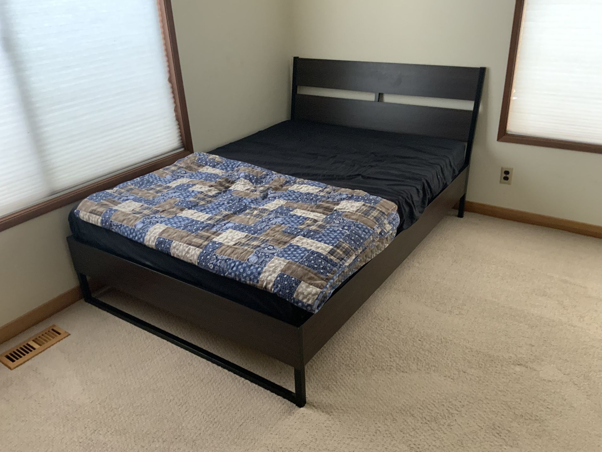 Bed,mattress And Blanket