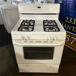 GAS STOVE 30”WIDE IN WHITE 