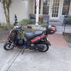 150 Gator Scooter 2025