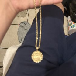 10k gold last supper pendent