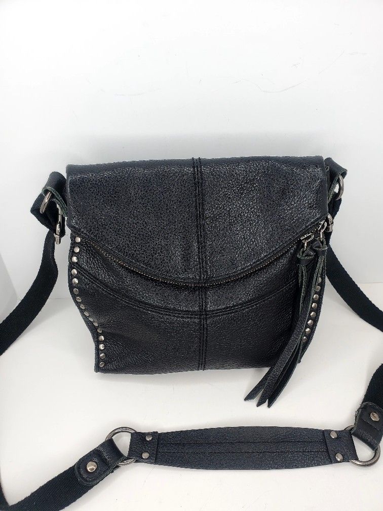 The Sak Black Pebbled Leather Tassled Crossbody Adjustable Shoulder Bag Purse