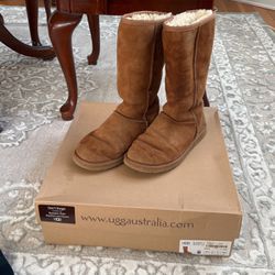 Women’s UGG boots