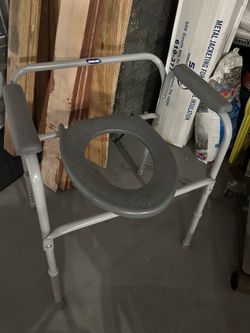Toilet seat