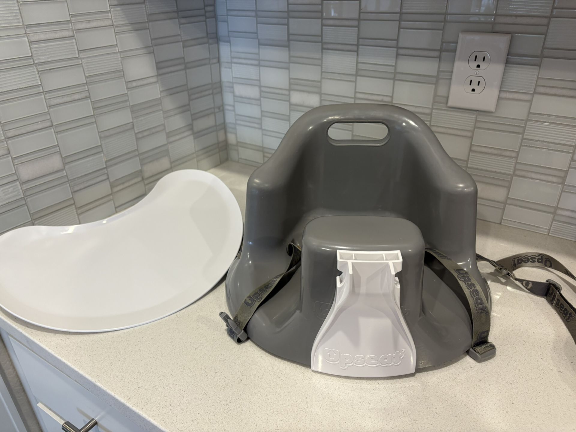 Upseat Baby Floor And Booster Seat With Tray