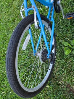 Bike schwinn 26-inch good condition interested text