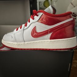 New! Boys Youth Sneakers!