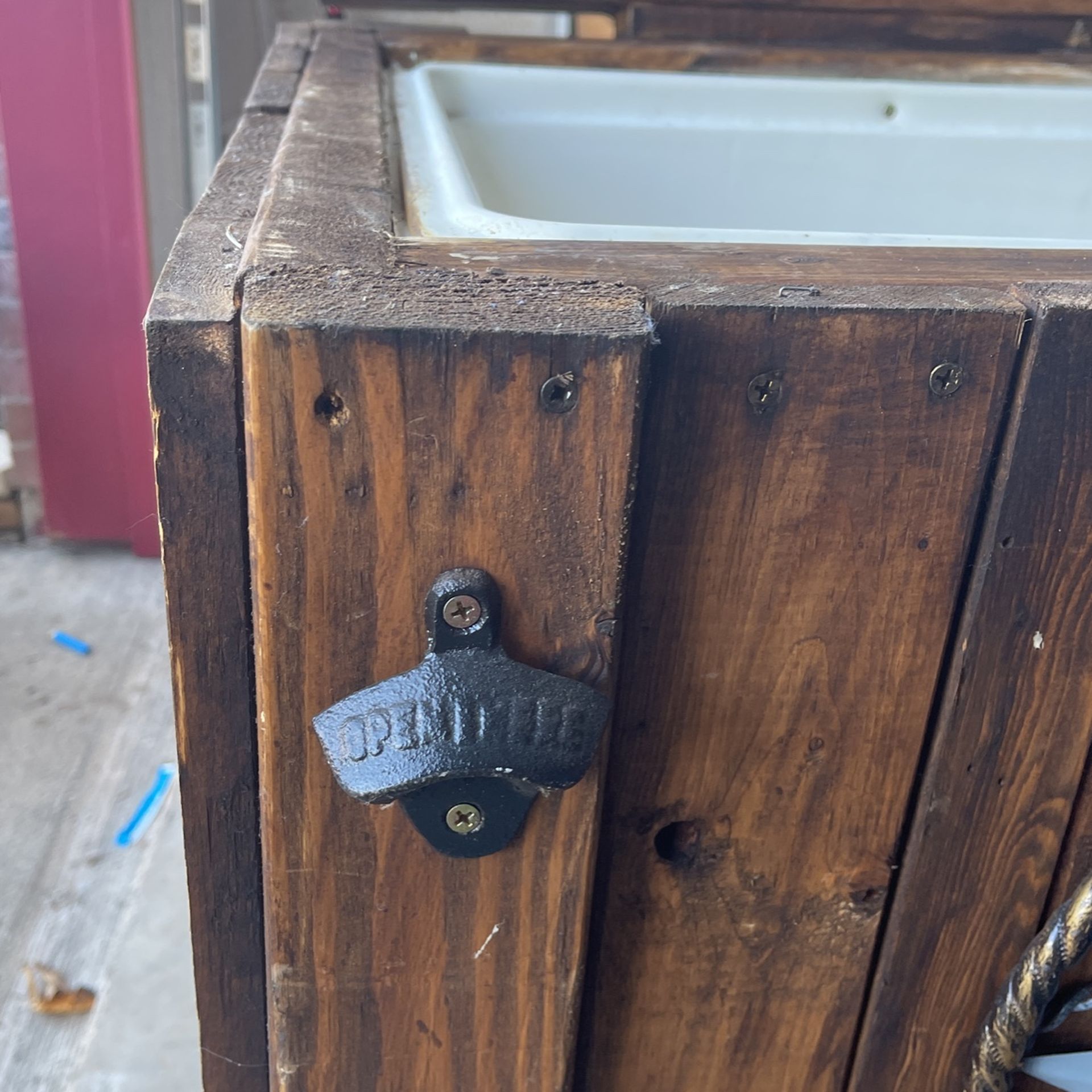 Dallas Cowboys wood cooler for Sale in Arlington, TX - OfferUp