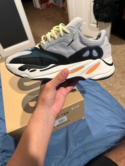 Yeezy 700 Wave Runner