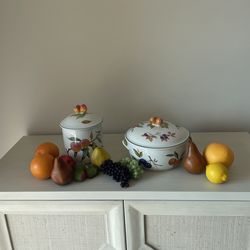 Covered Casserole Dish And Canister