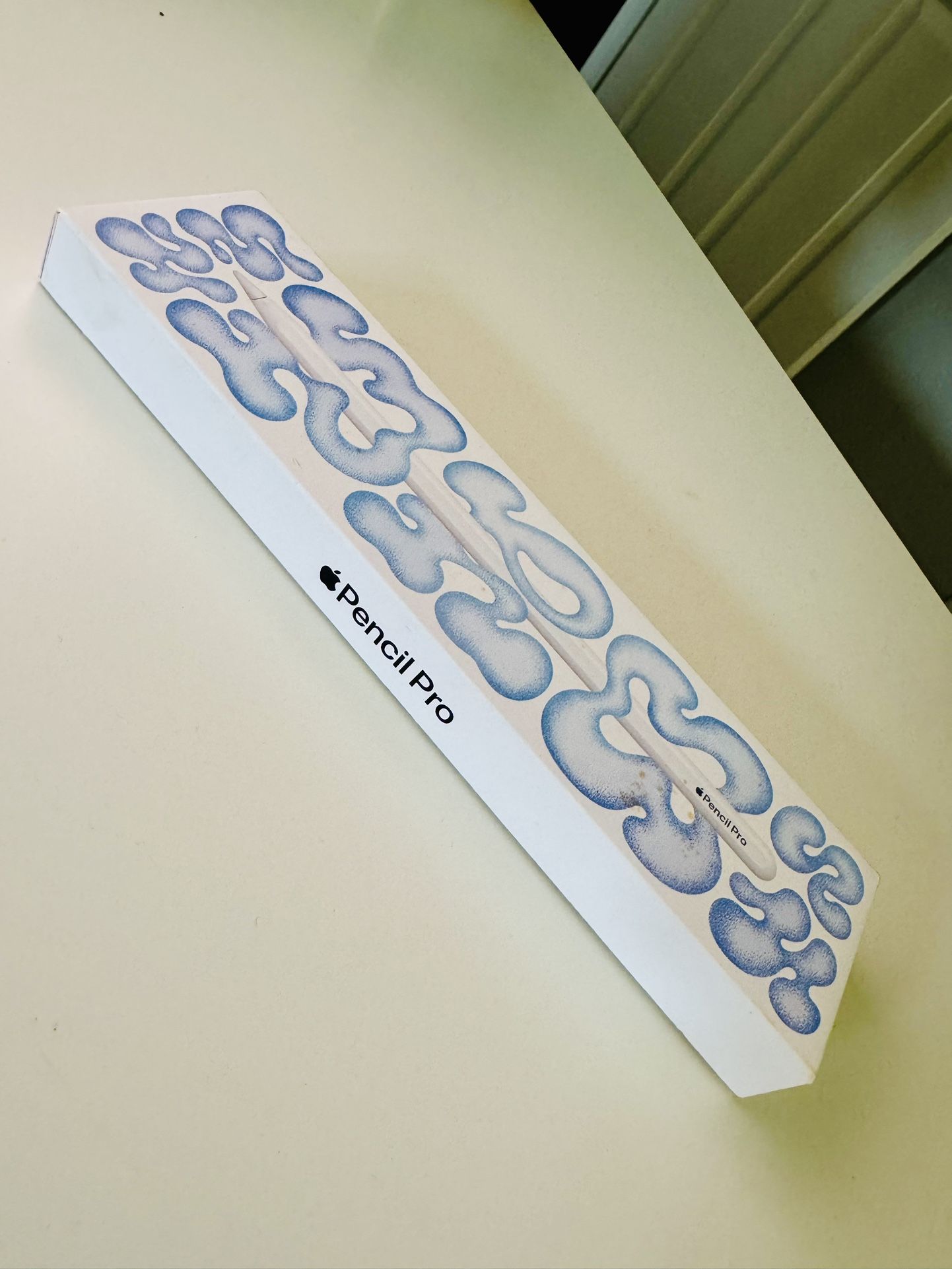 Apple Pencil Pro Brand New Sealed! Compatibility iPad Pro M4, iPad Air M2 & M3 And iPad Mini (A17 Pro)!