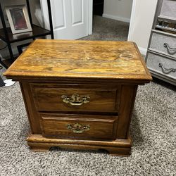 Wood  Nightstand  2 Drawer