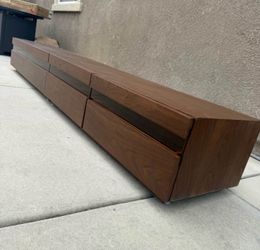 Tv stand with 4 drawers （ No installation required）
