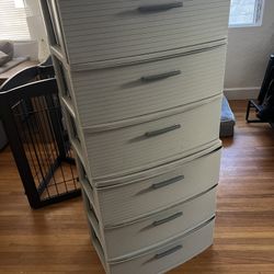 Sterilite 3 Drawer Plastic Dressers (x2)