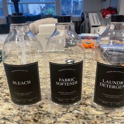 FREE – Brand New Farmhouse-Style Laundry Dispensers 🧺