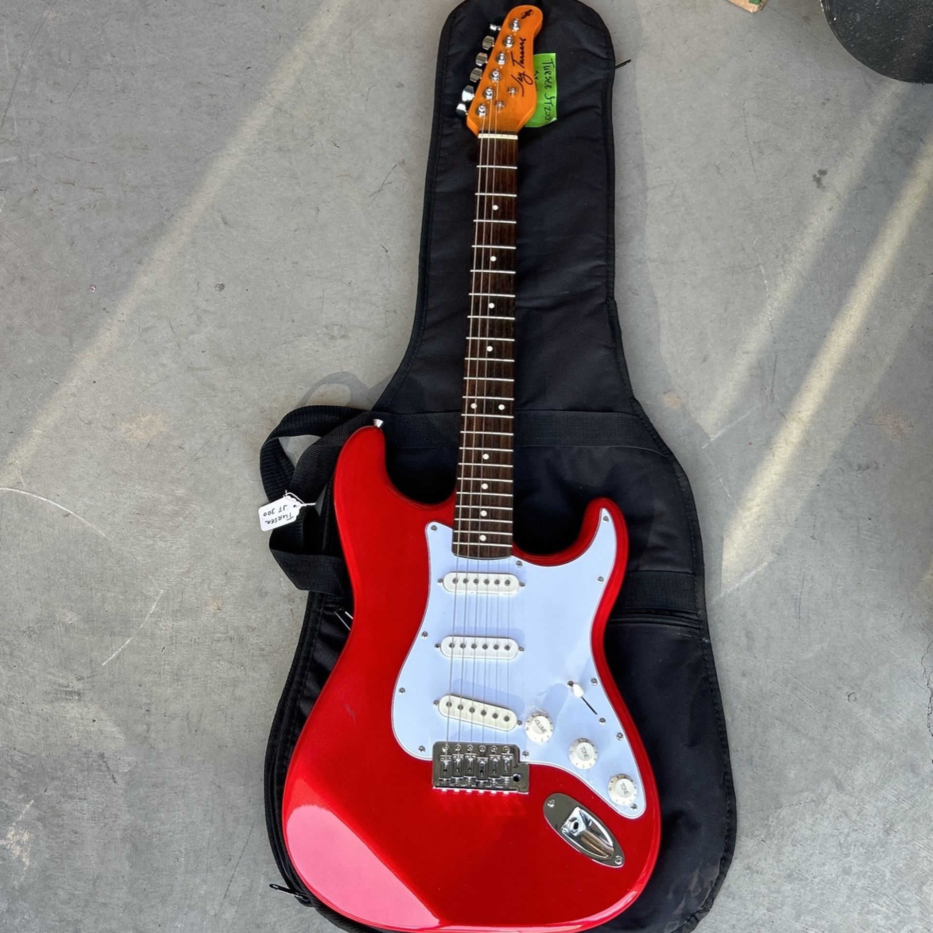 Jay Turser Stratocaster Candy Red Mint Condition W/gig Bag & Patch Cord