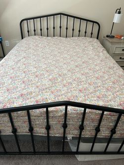 Queen Bed & Mattress