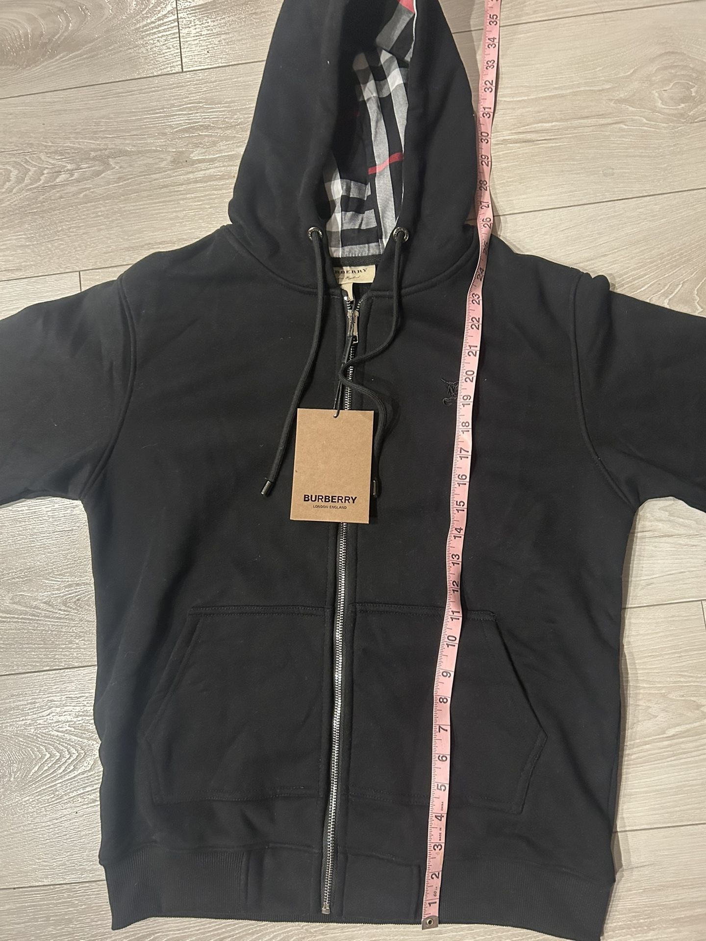 Burberry Black zip up#designerhoodie #designerwear #luxurystreetwear #luxuryfashion #premium. BRAND NEW SIZE LARGE