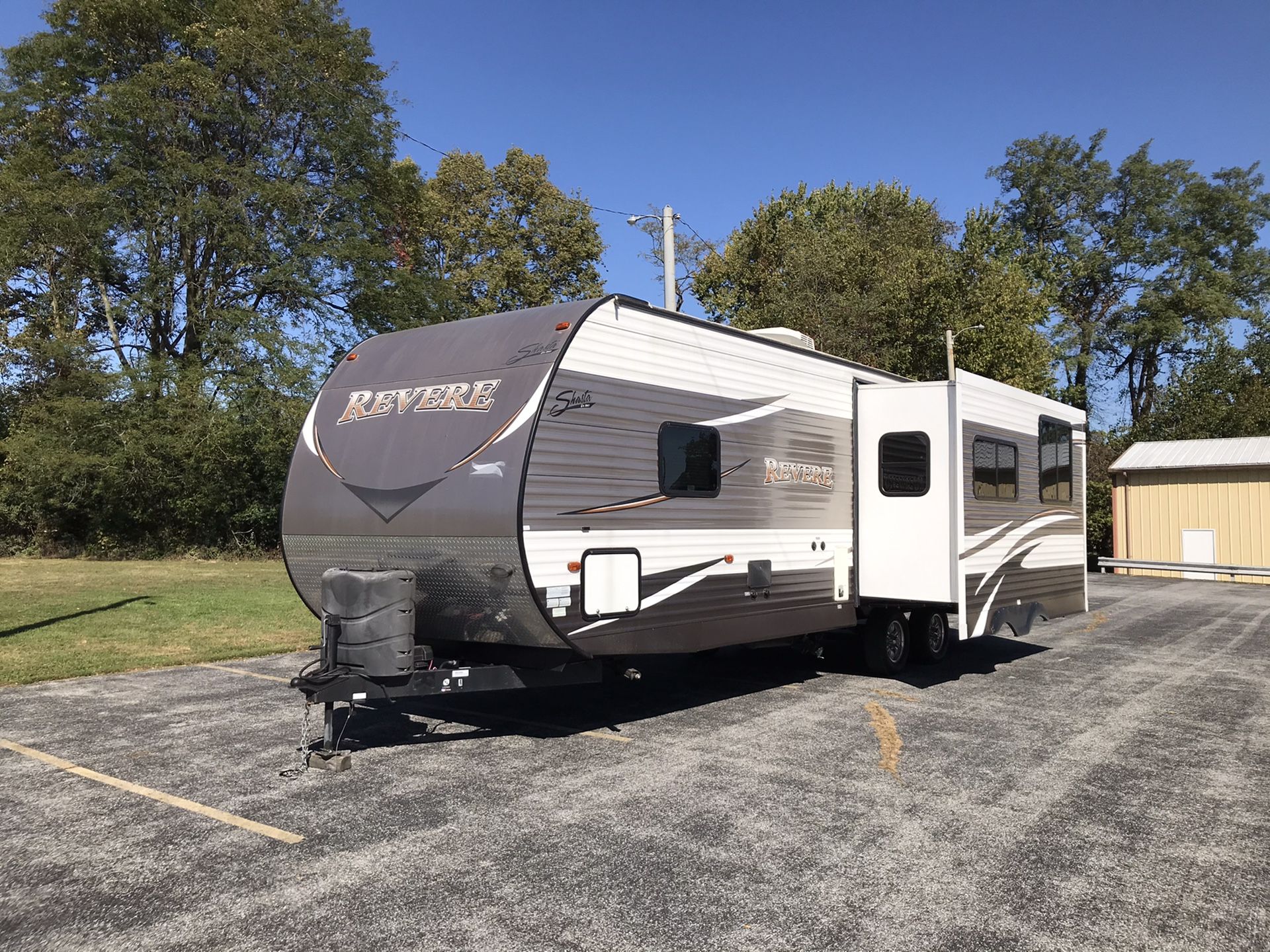 2016 revere camper