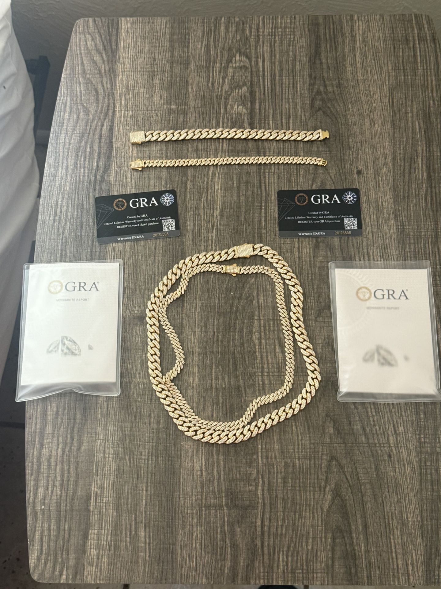 ***Neckless And Bracket Combination***