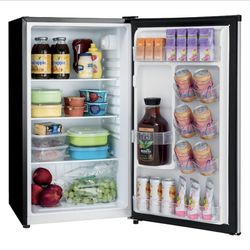 Refrigerator Compact 3.3 Cu Ft