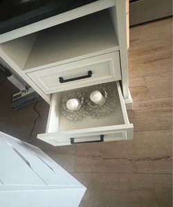 Night stand with built it power outlet and usb port.