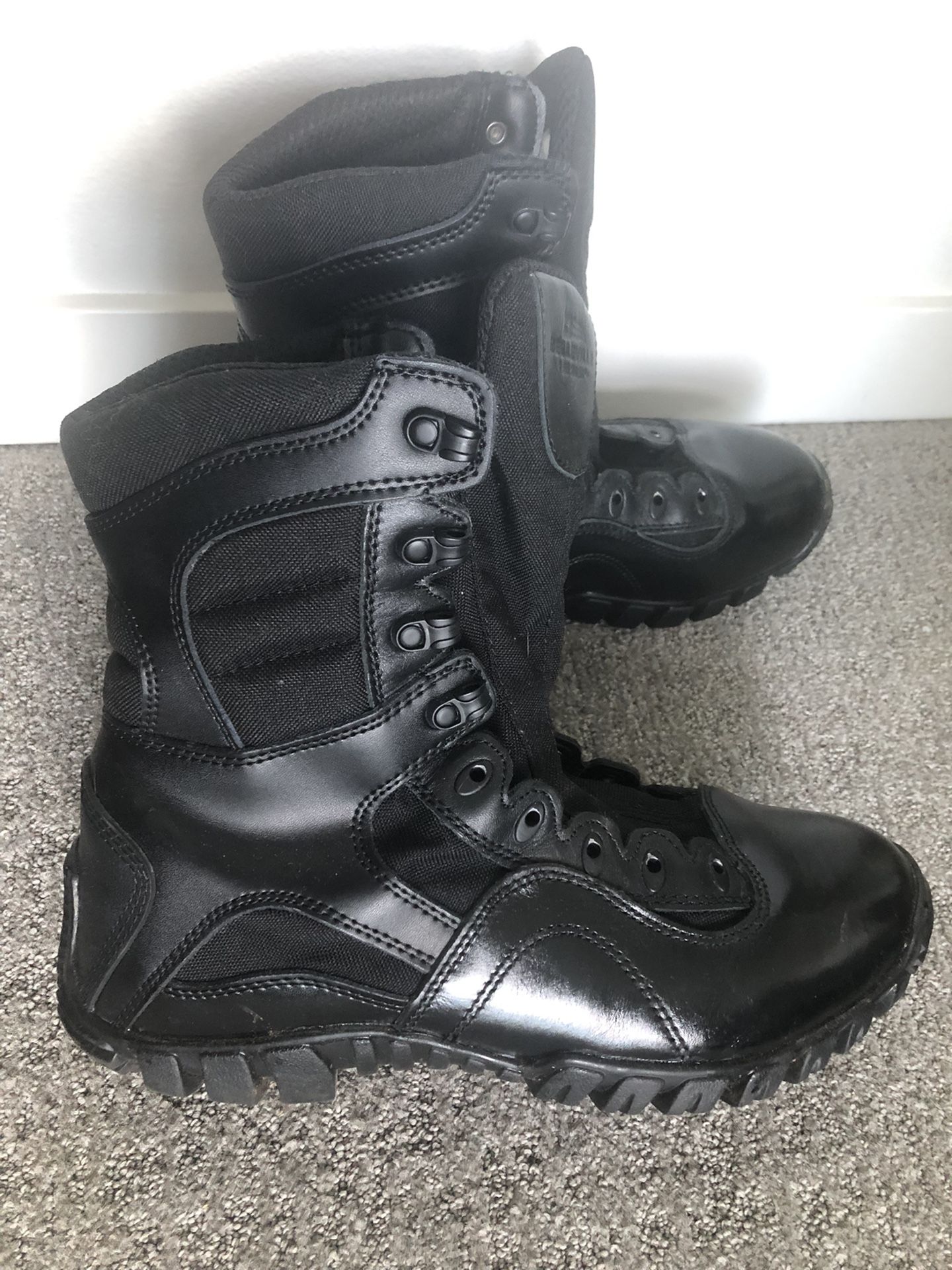 men's boots, size 11.5